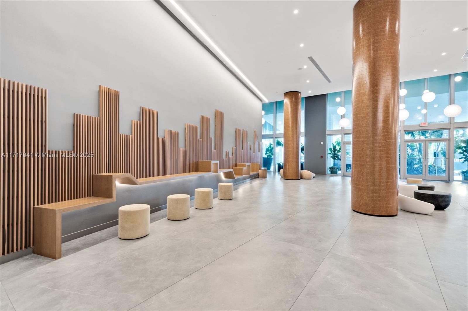 350 S Miami Ave #2906, Miami FL 33130