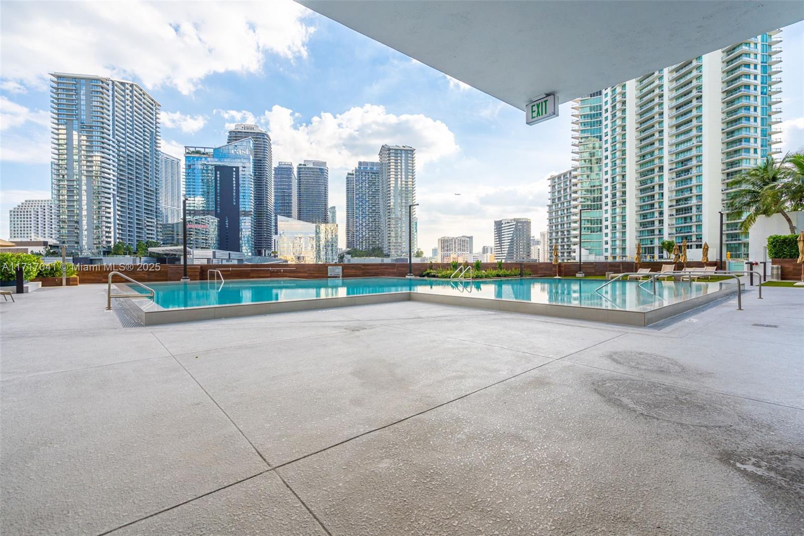 350 S Miami Ave #2906, Miami FL 33130