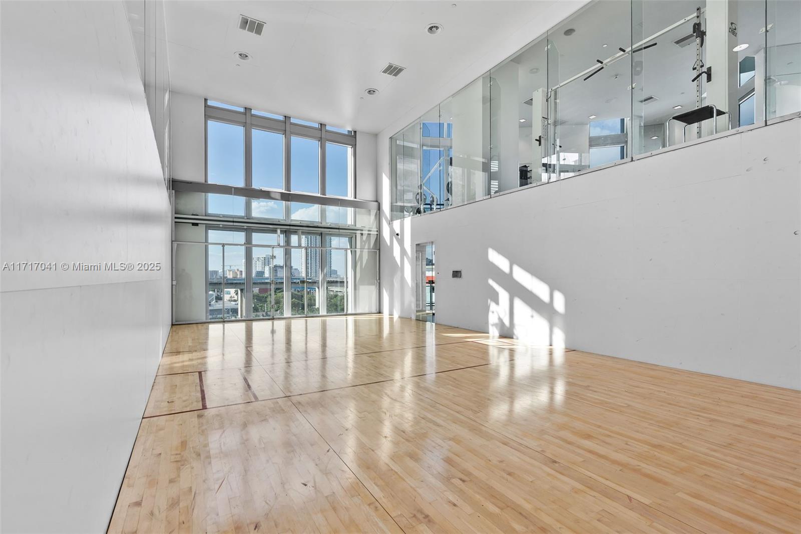 350 S Miami Ave #2906, Miami FL 33130