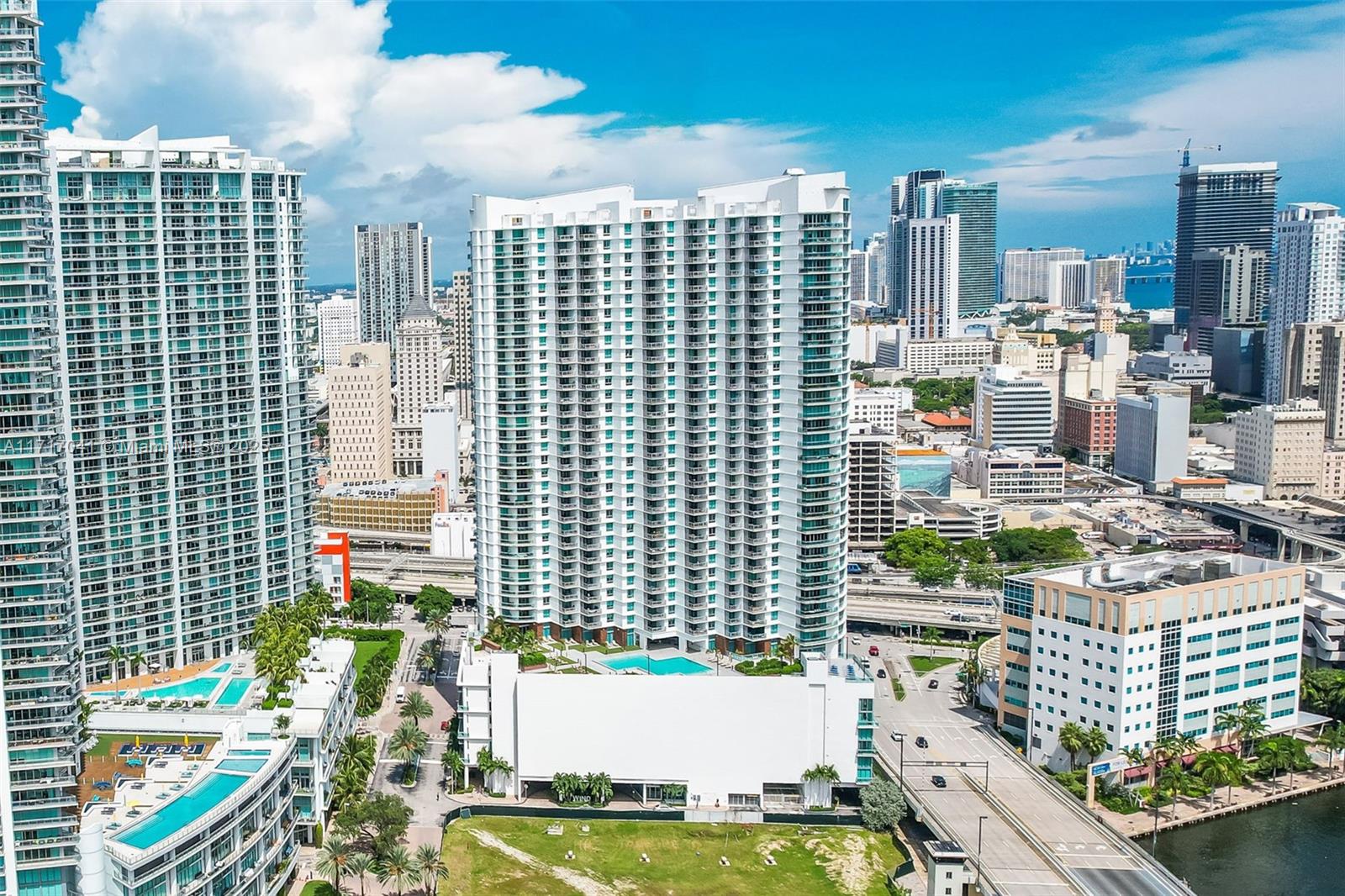 350 S Miami Ave #2906, Miami FL 33130