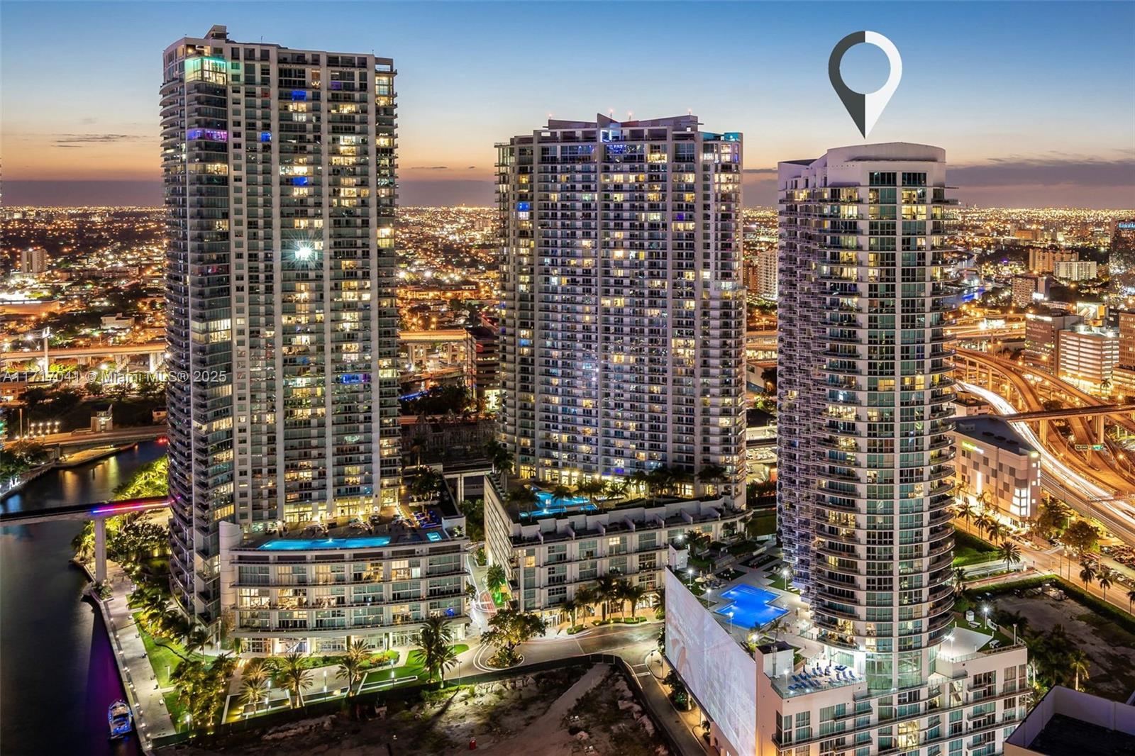 350 S Miami Ave #2906, Miami FL 33130