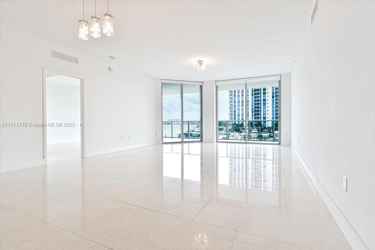 17301 Biscayne Blvd #305, North Miami Beach, Florida image 13