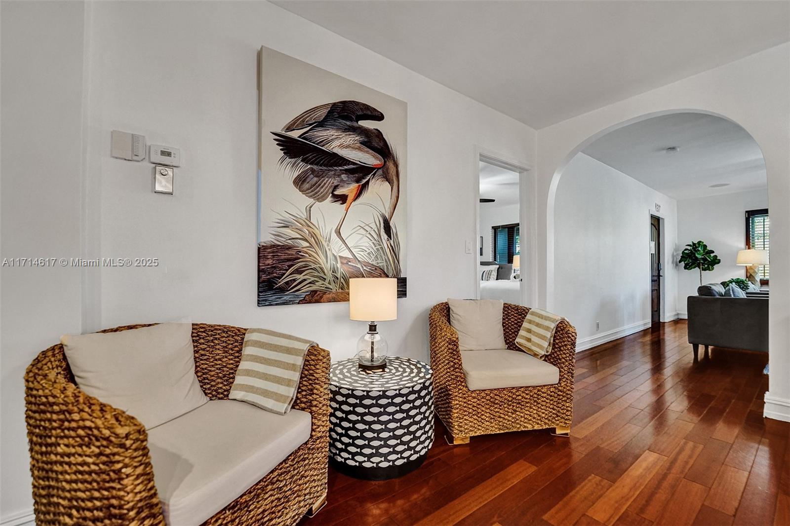 Listing Photo 11