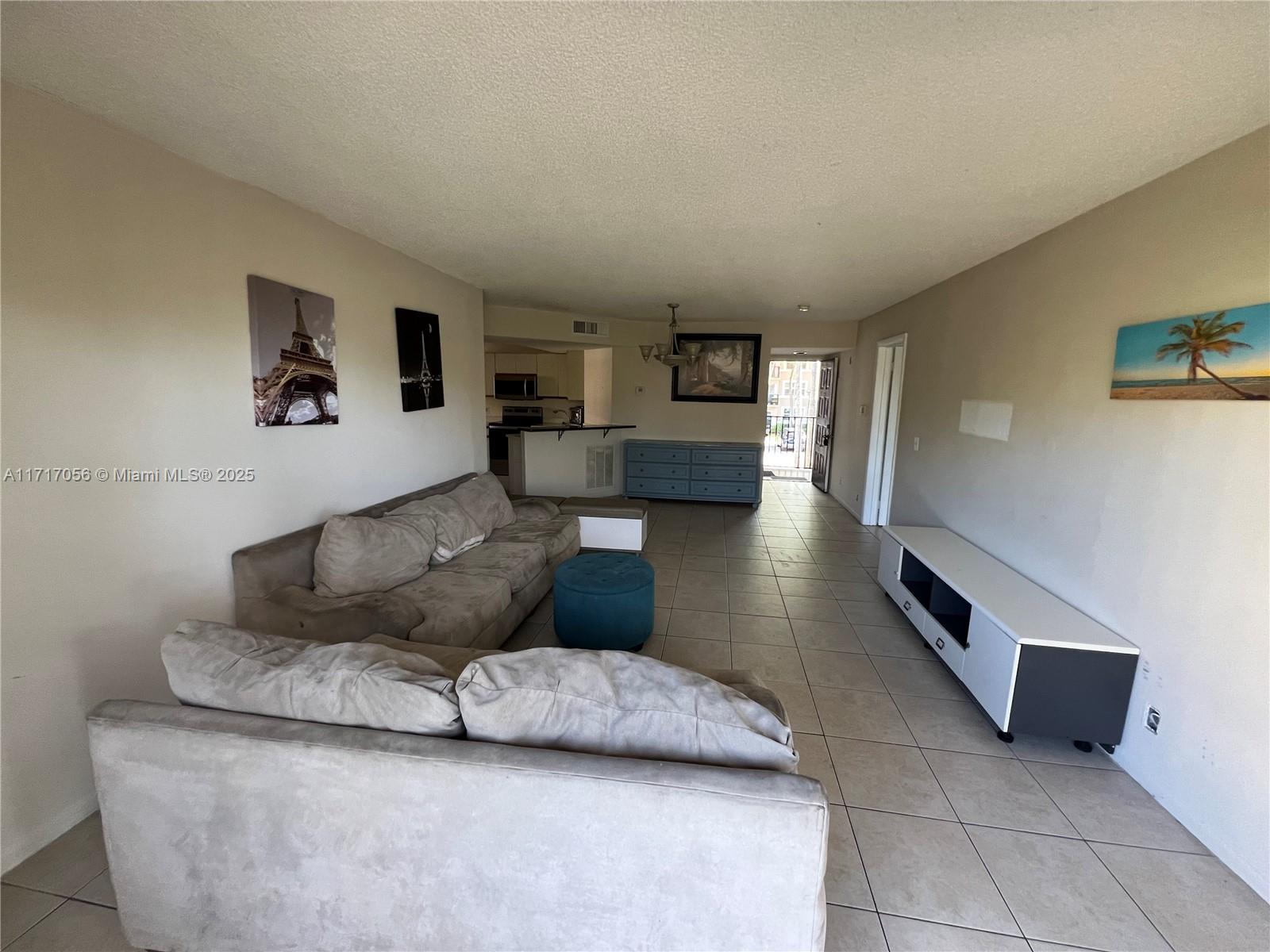 8871 Wiles Rd #208, Coral Springs, Florida image 1