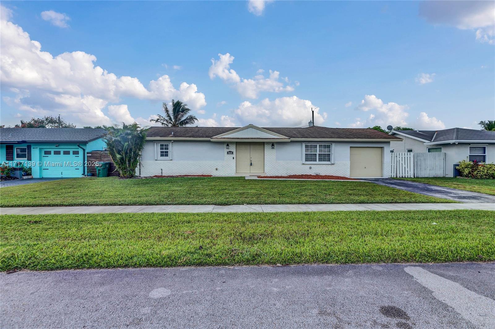 8620 NW 46th St, Lauderhill, Florida image 47