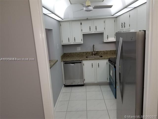 4160 Inverrary Dr #505, Lauderhill, Florida image 2