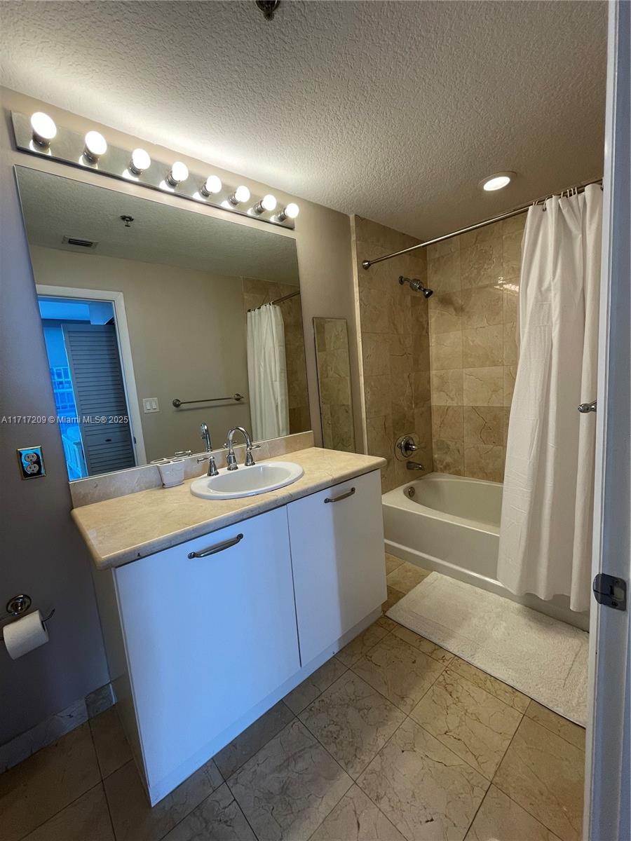 6515 Collins Ave #1001, Miami Beach FL 33141