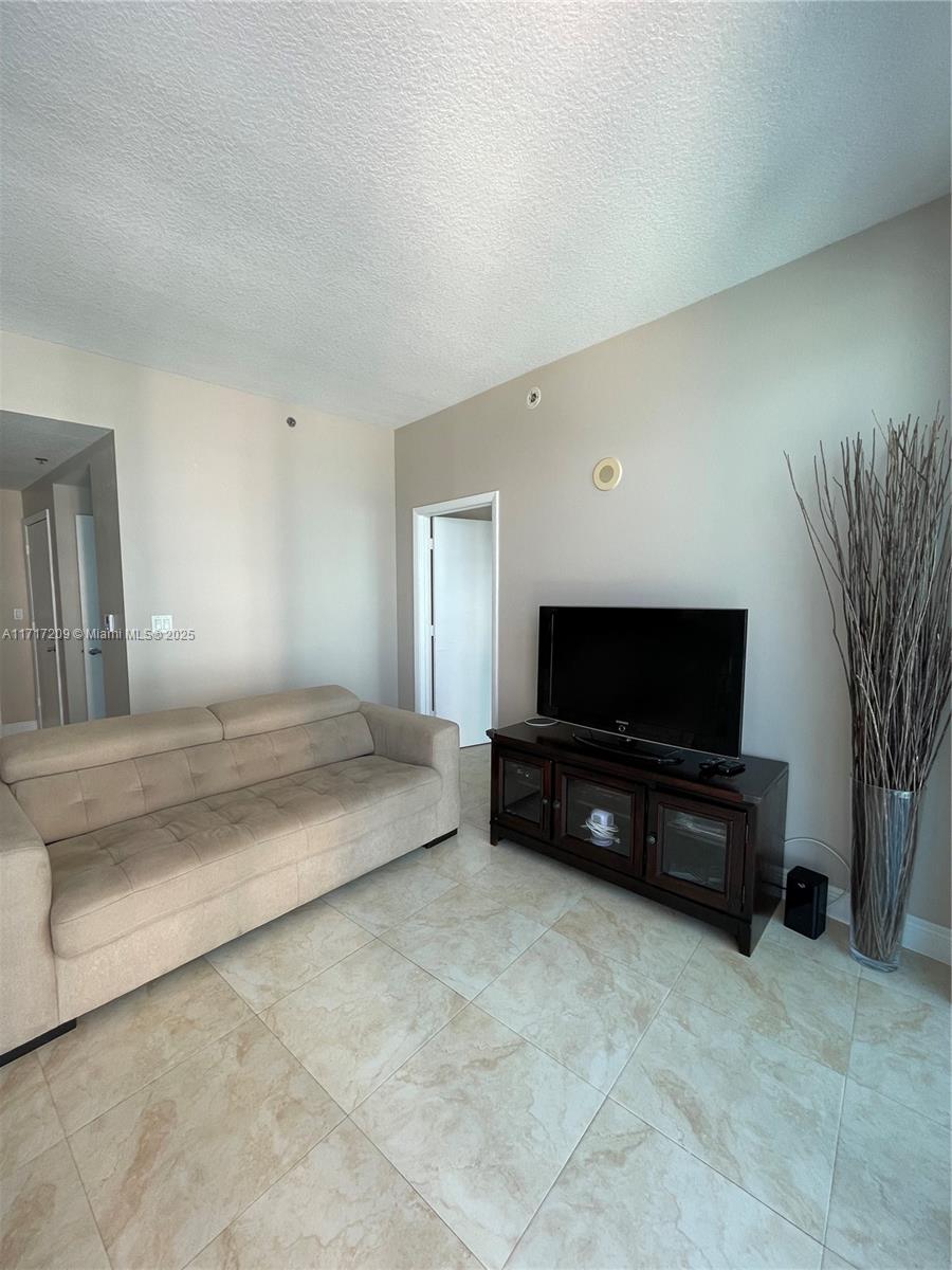 6515 Collins Ave #1001, Miami Beach FL 33141