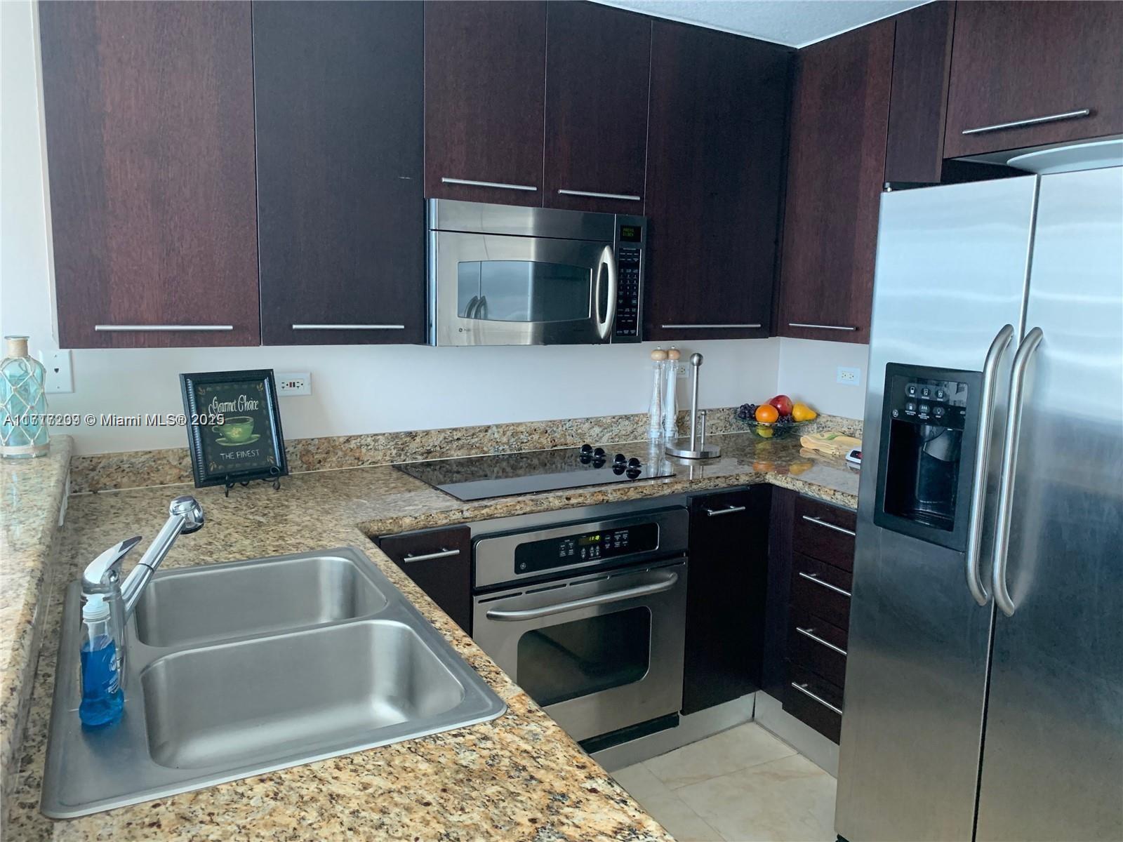 6515 Collins Ave #1001, Miami Beach FL 33141