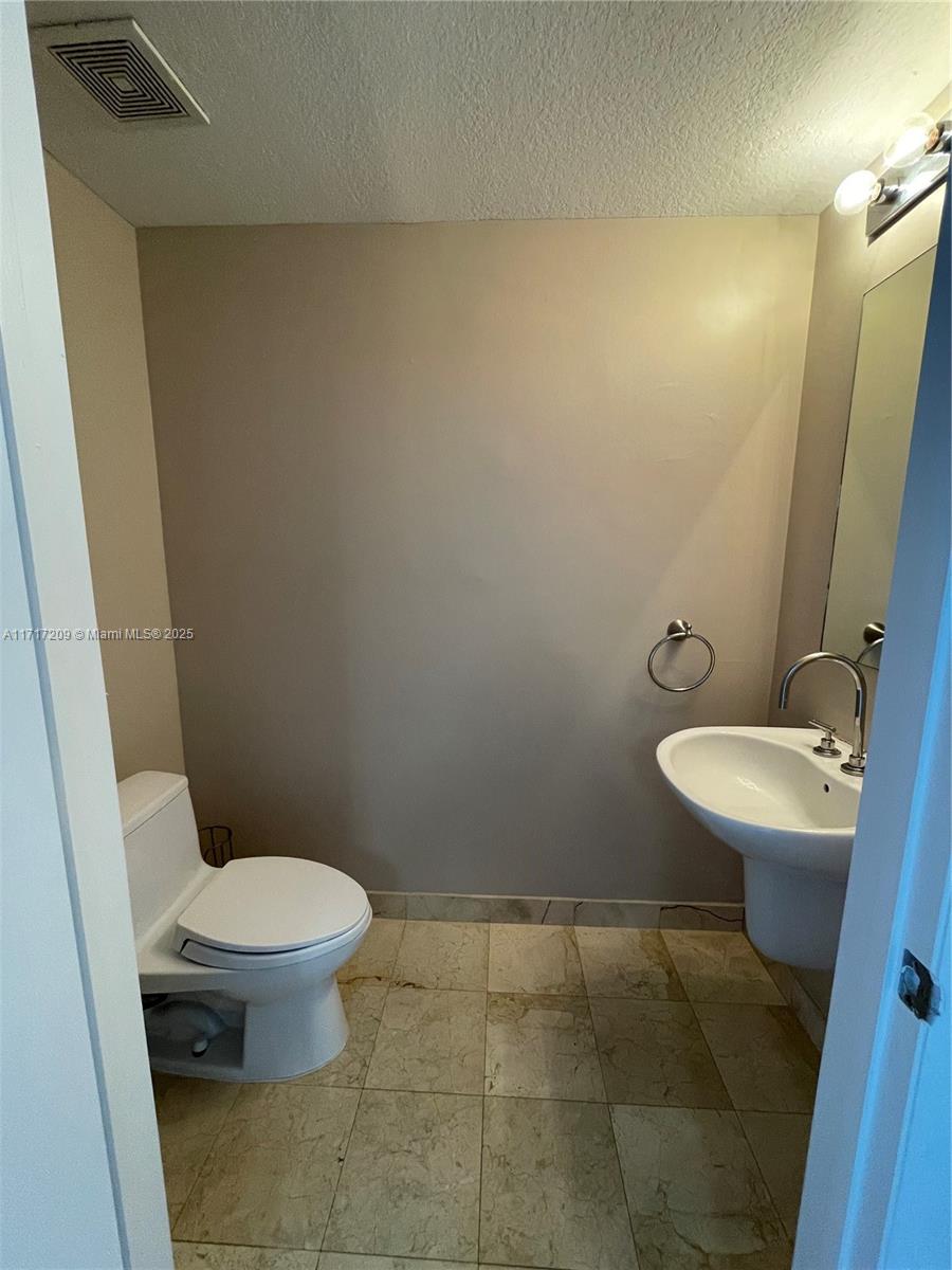6515 Collins Ave #1001, Miami Beach FL 33141