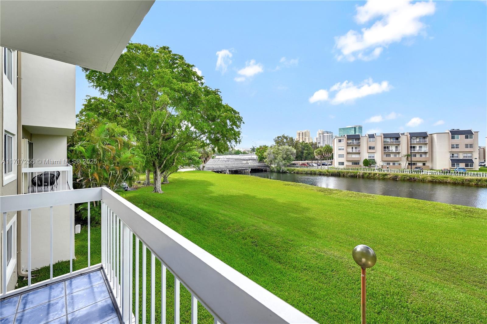 7720  Camino Real #E-213 For Sale A11717255, FL