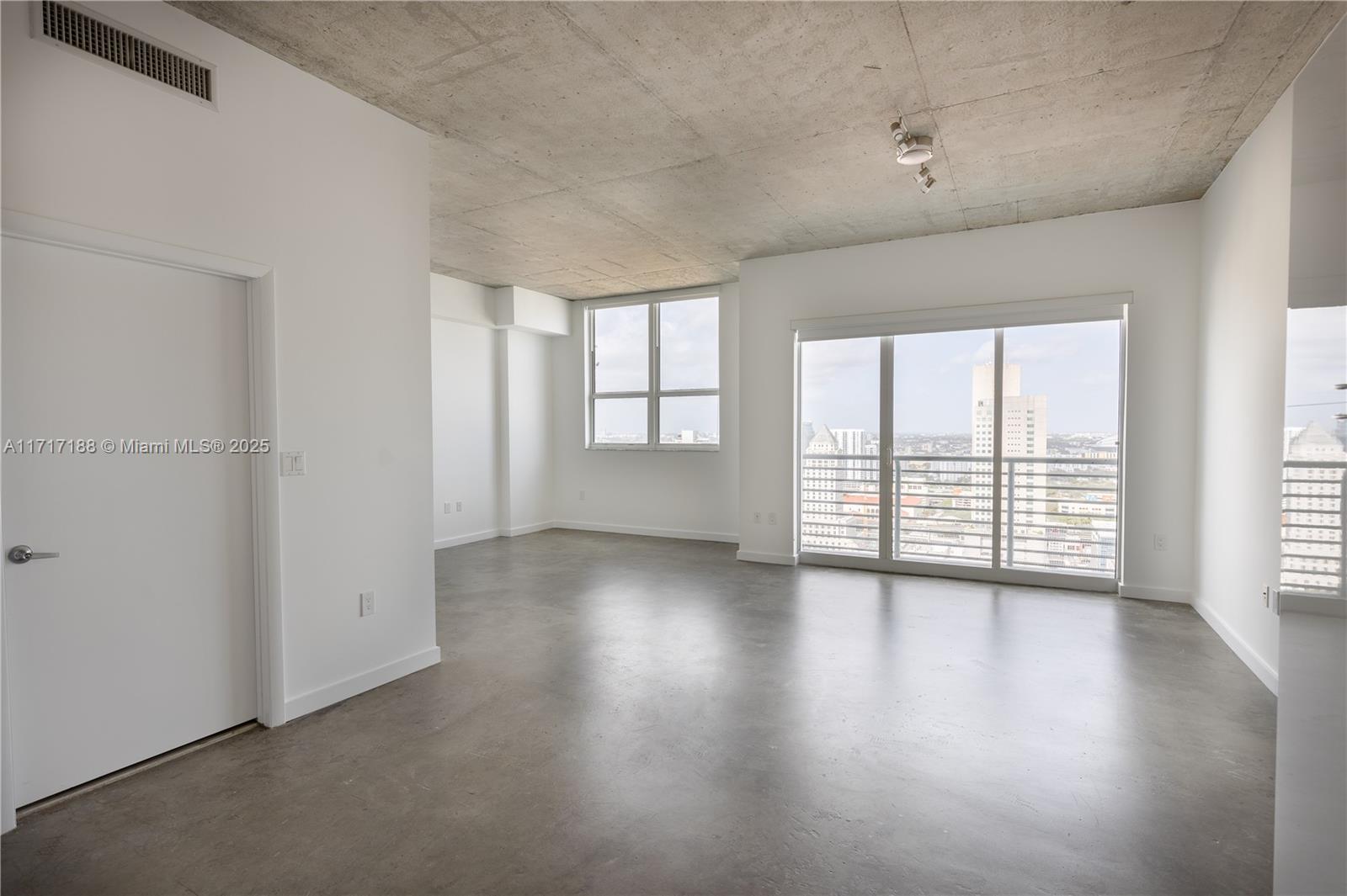 133 NE 2nd Ave #3115, Miami FL 33132