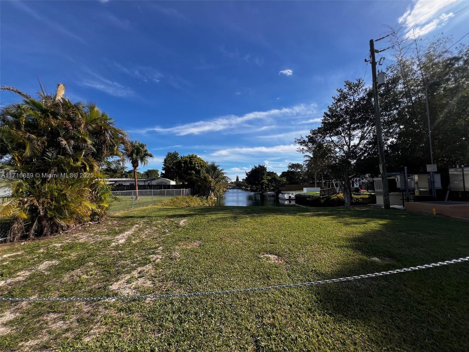 10260 Dolphin Rd, Cutler Bay, Florida image 8