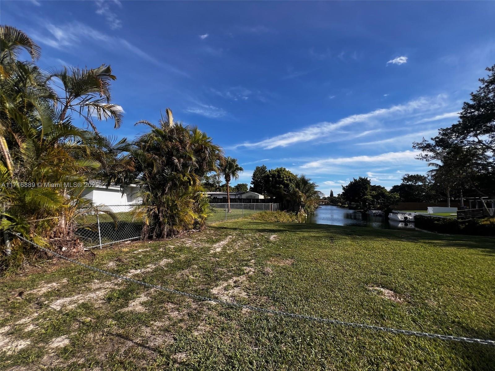 10260 Dolphin Rd, Cutler Bay, Florida image 9