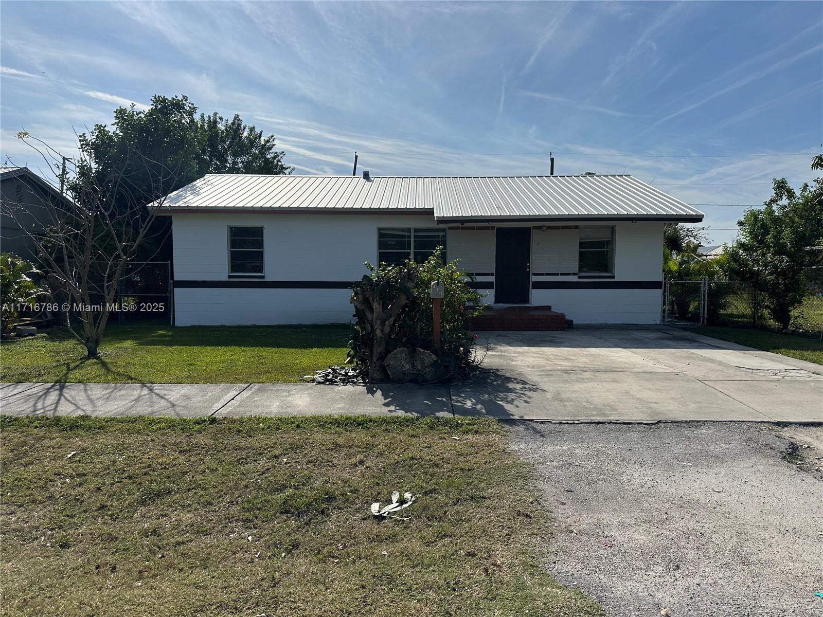 430 E Trinidad Ave, Clewiston, Florida image 1