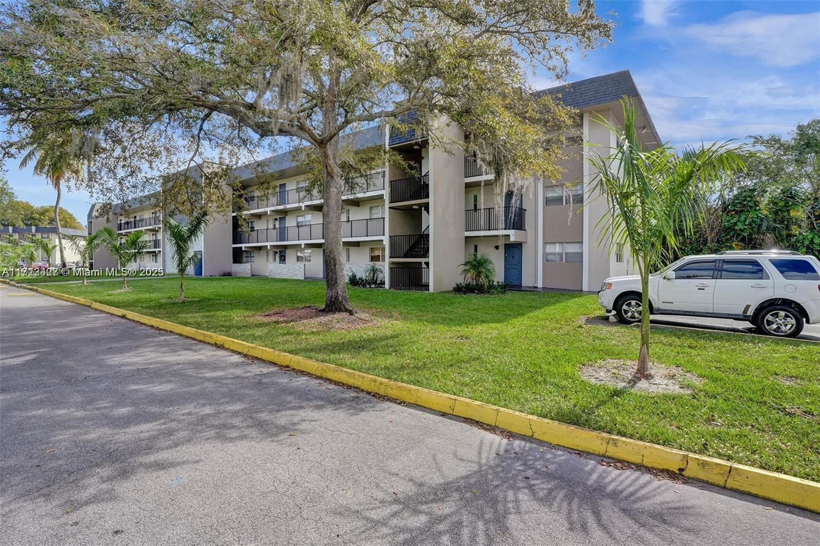 7900 S Colony Cir S #206, Tamarac, Florida image 18