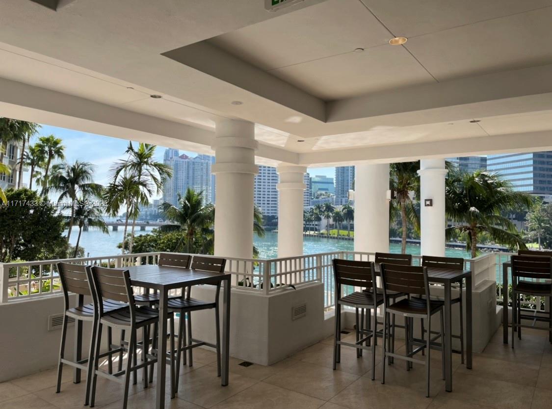 801 Brickell Key Blvd #806, Miami FL 33131