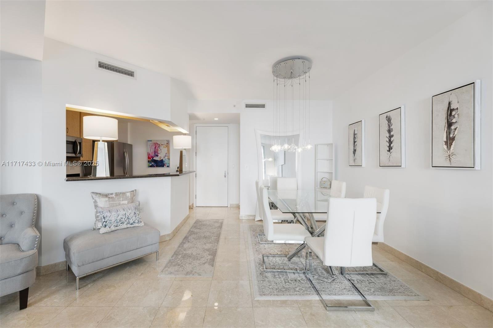 801 Brickell Key Blvd #806, Miami FL 33131