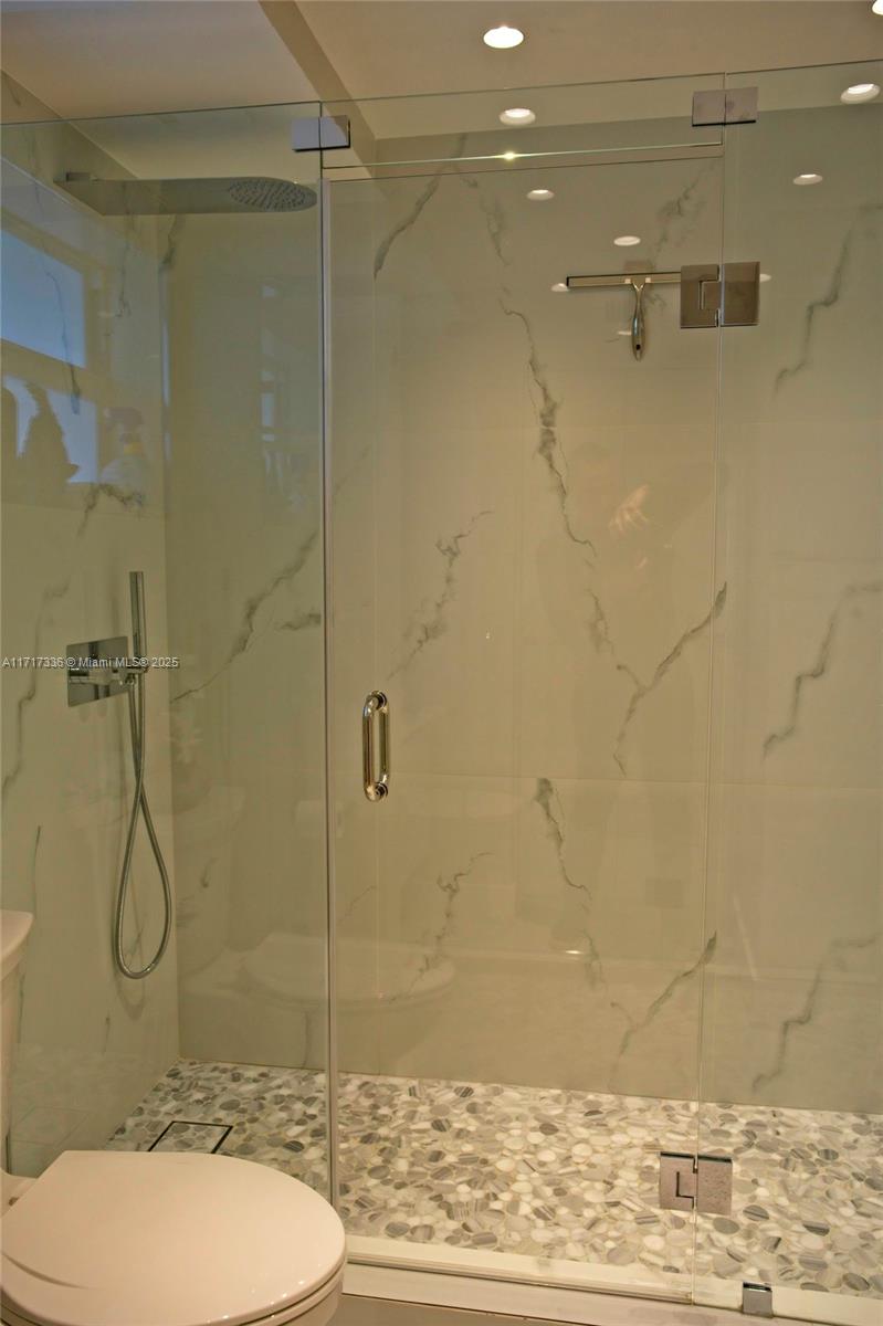 3849 NE 169th St #302, North Miami Beach, Florida image 11