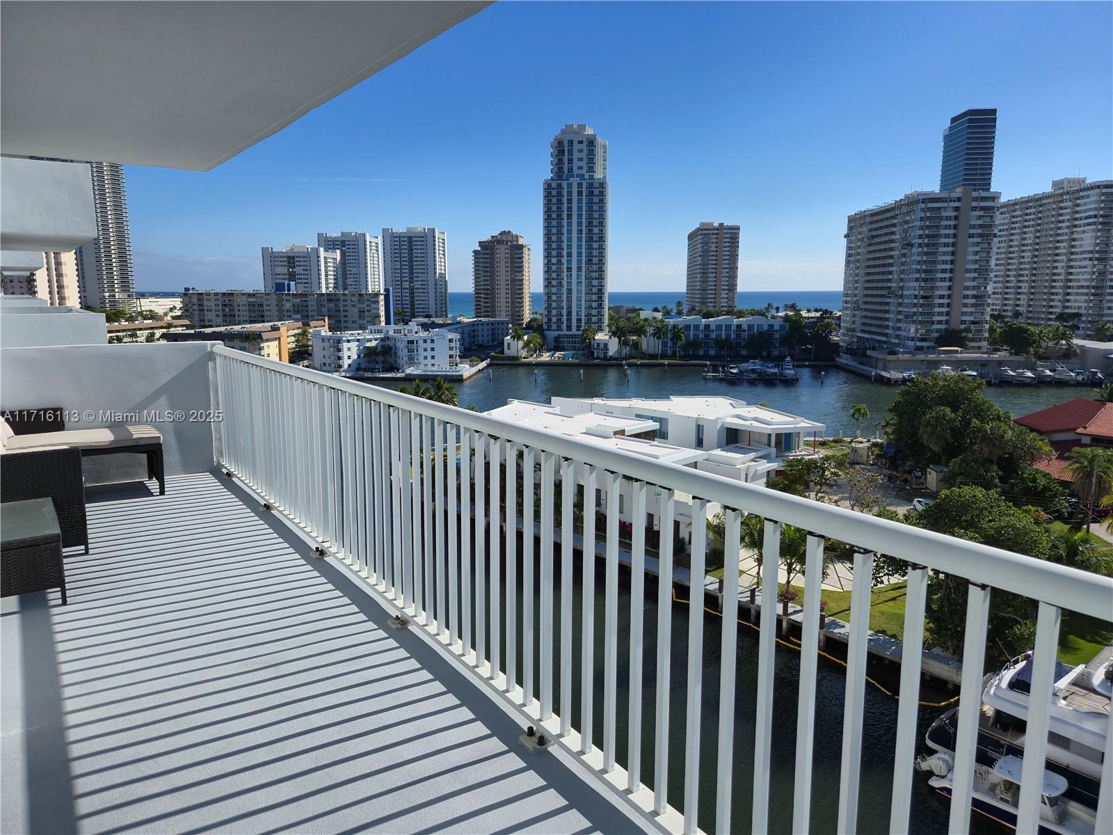 137 Golden Isles Dr #907, Hallandale Beach, Florida image 21