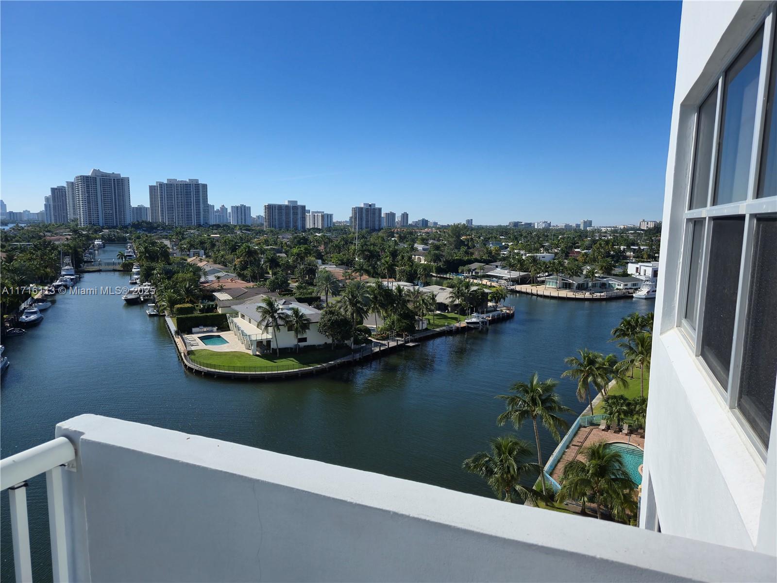 137 Golden Isles Dr #907, Hallandale Beach, Florida image 22