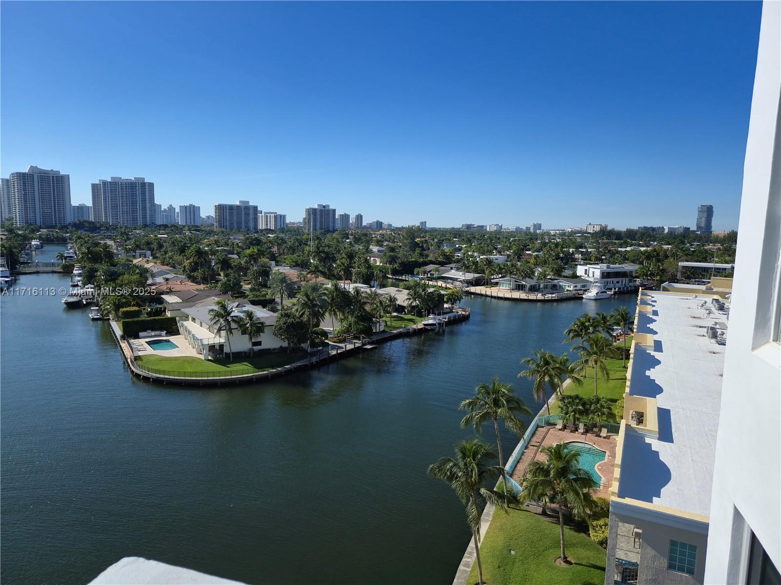 137 Golden Isles Dr #907, Hallandale Beach, Florida image 24