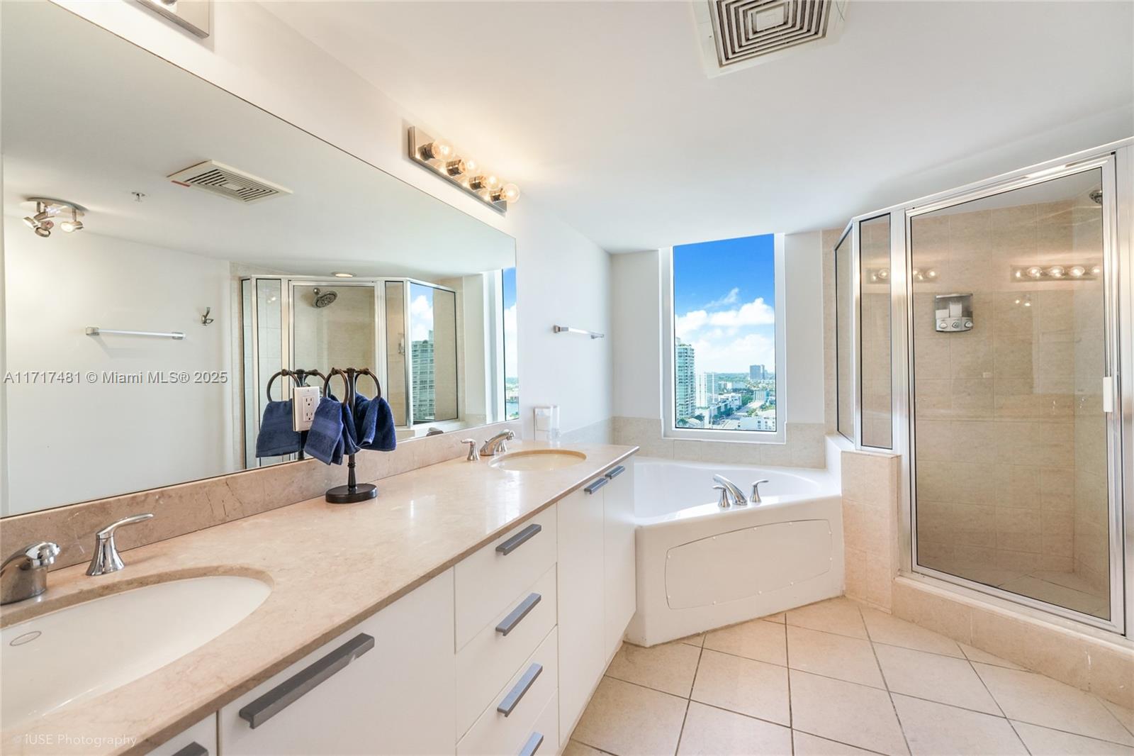 16699 Collins Ave #2407, Sunny Isles Beach, Florida image 11