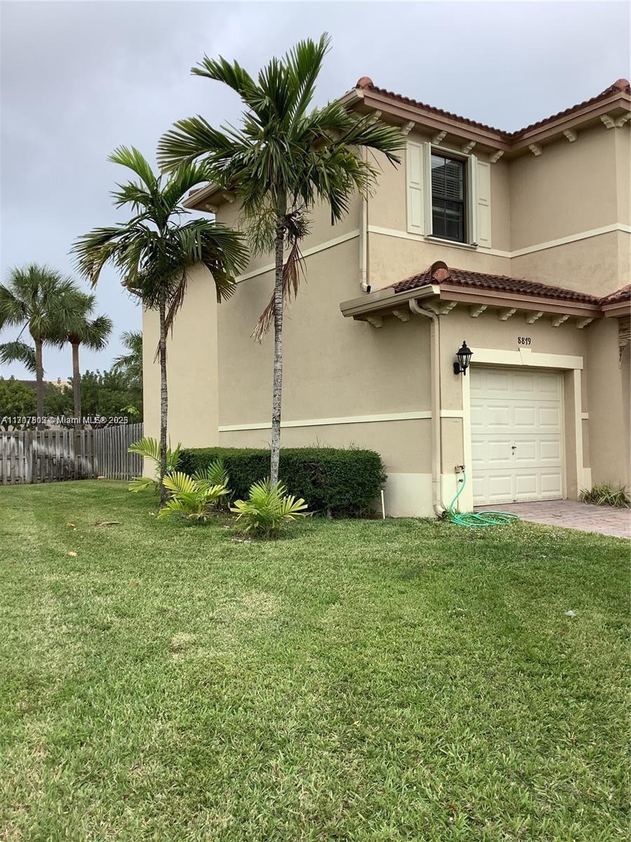 8879 SW 227th Ter, Cutler Bay, Florida image 5