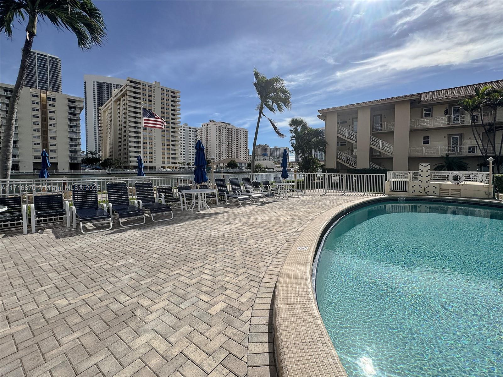 2600 Diana Dr #209, Hallandale Beach, Florida image 18