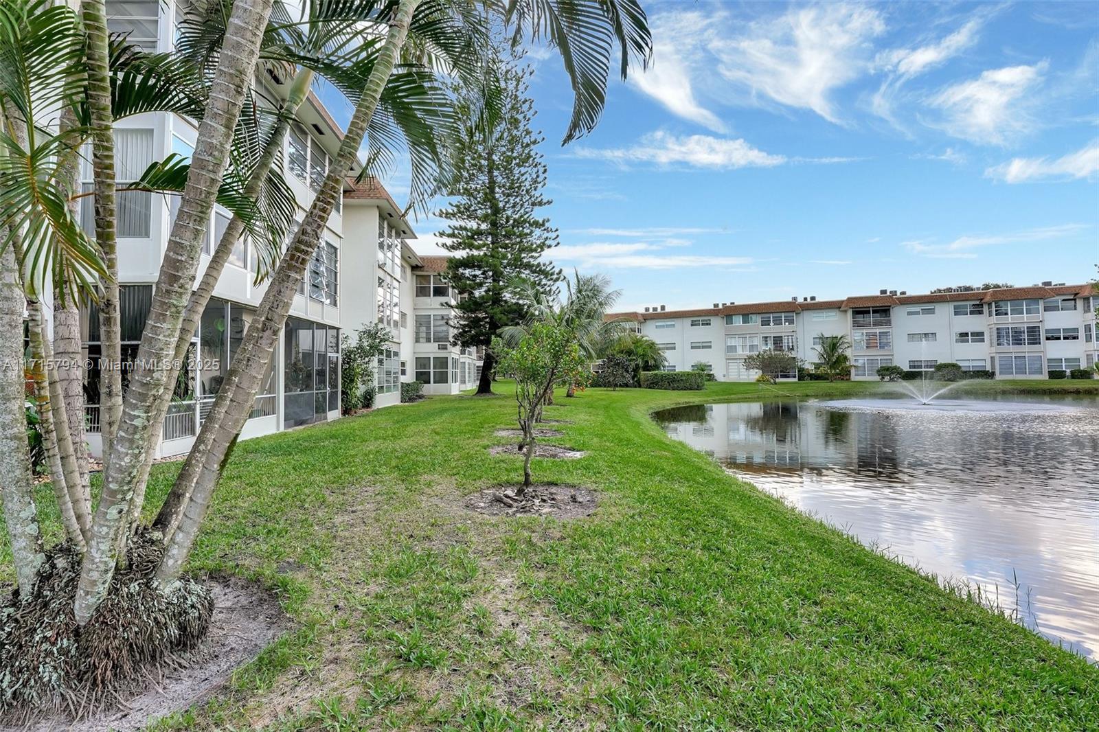 4805 NW 35th St #603, Lauderdale Lakes, Florida image 24