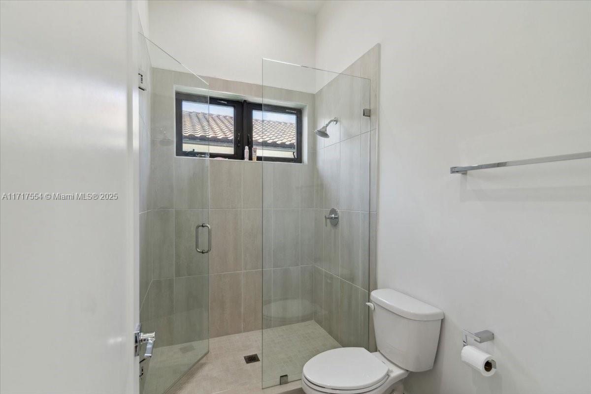 8109 NW 48th Ter, Doral, Florida image 30