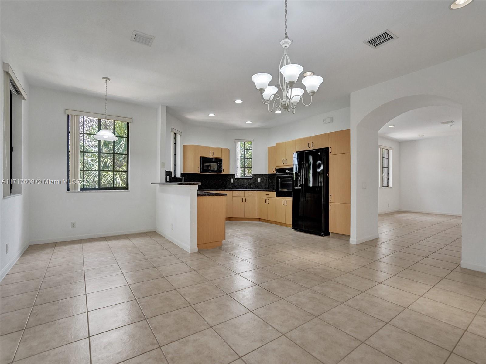 1689 Passion Vine Cir #21-4, Weston, Florida image 18