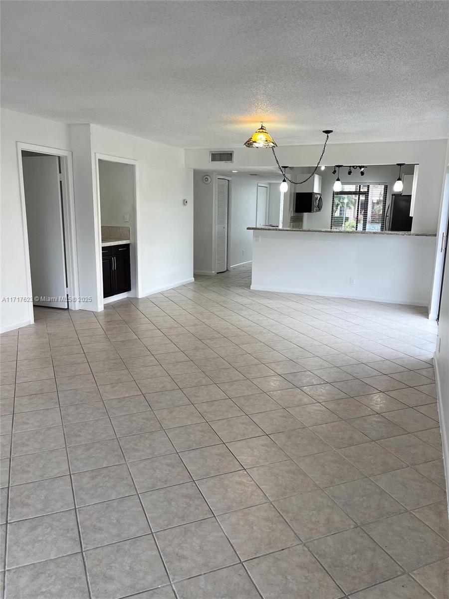 16451 Blatt Blvd #101, Weston, Florida image 11