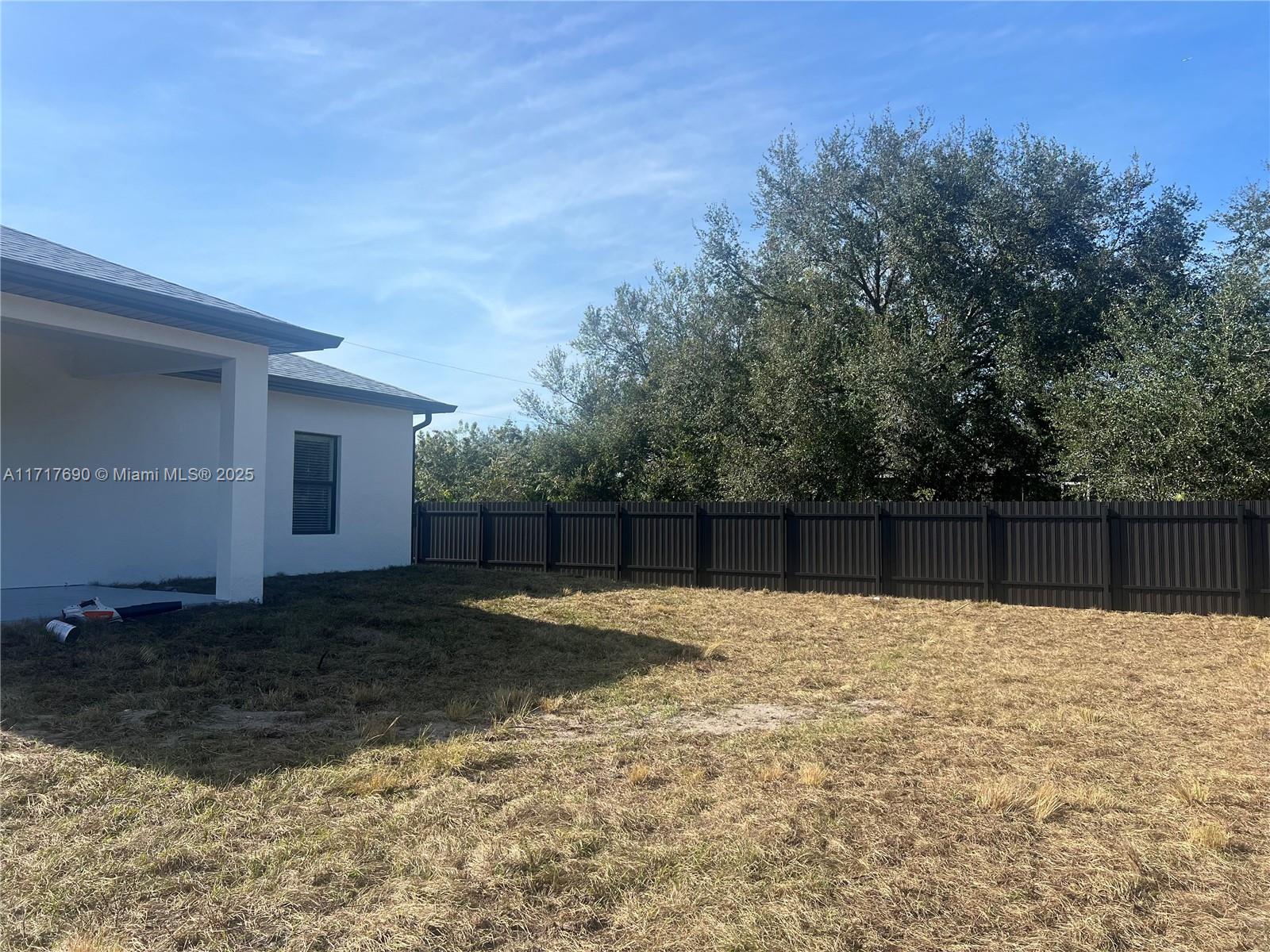 2520 W 73rd St, Lehigh Acres, Florida image 6