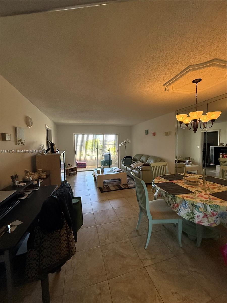 8345 Sunrise Lakes Blvd #309, Sunrise, Florida image 10