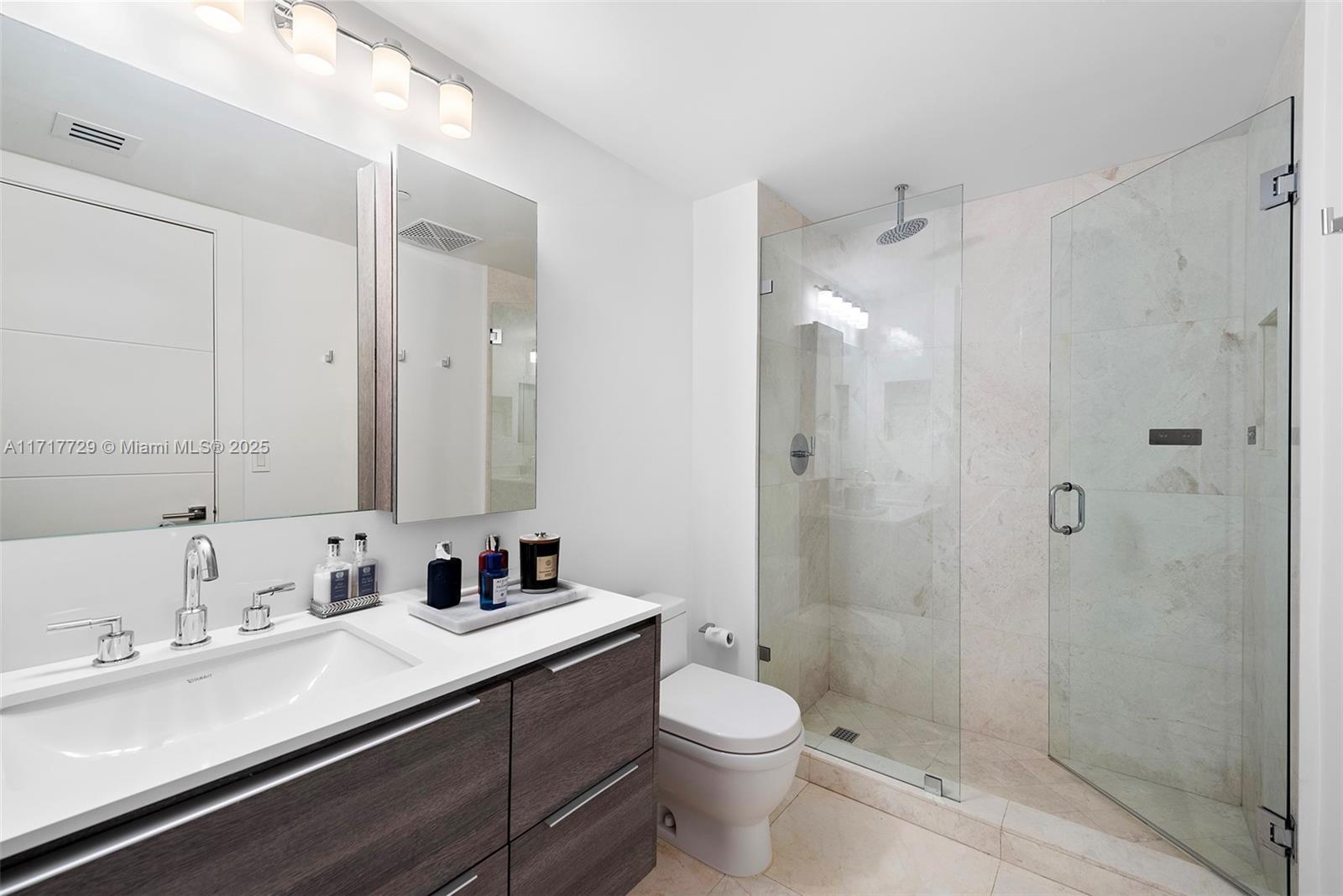 2101 Brickell Ave #3203, Miami FL 33129
