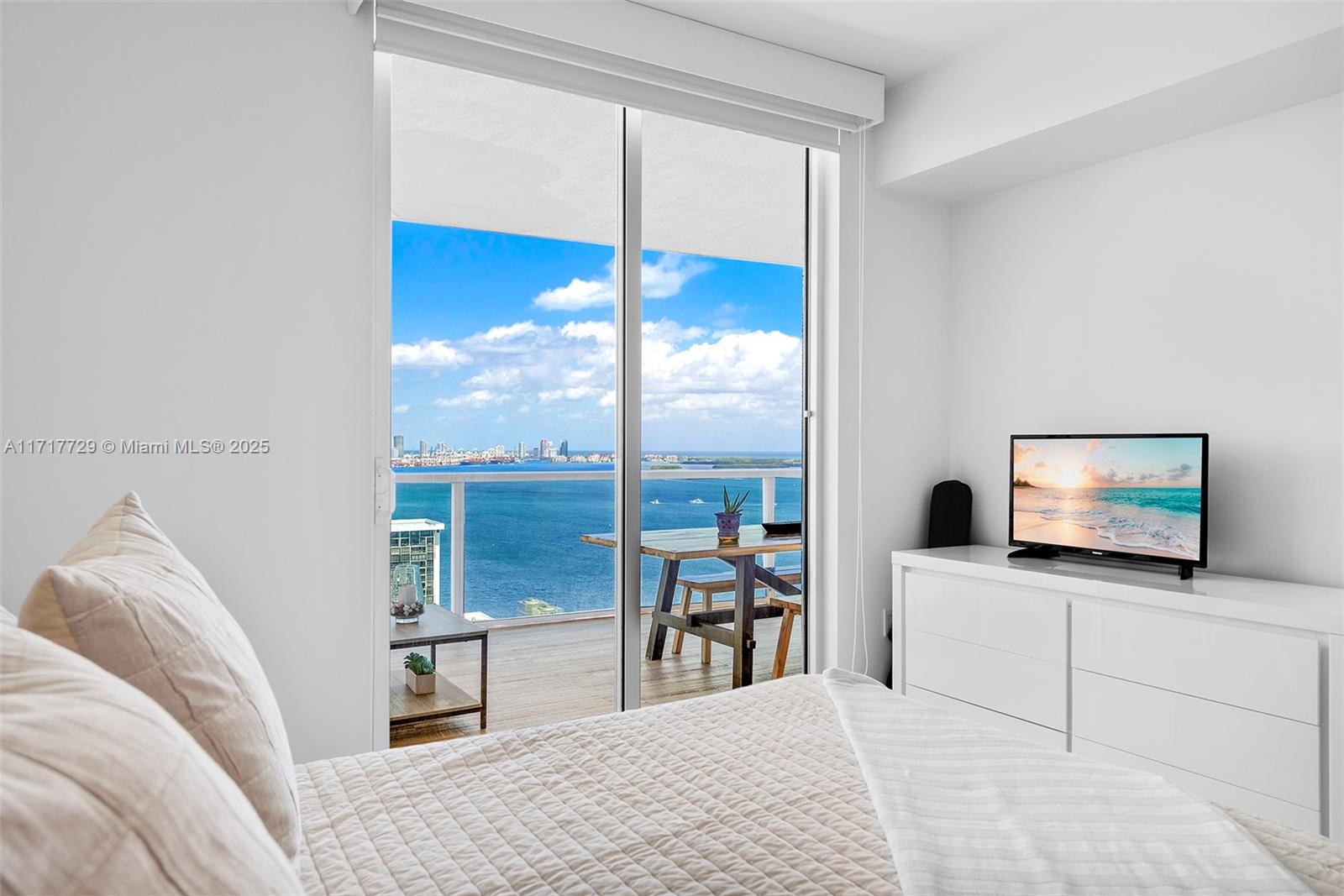 2101 Brickell Ave #3203, Miami FL 33129