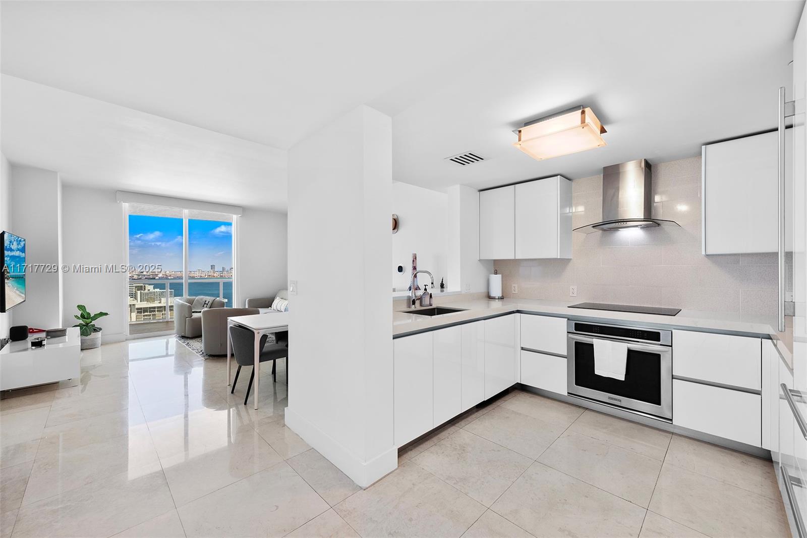 2101 Brickell Ave #3203, Miami FL 33129