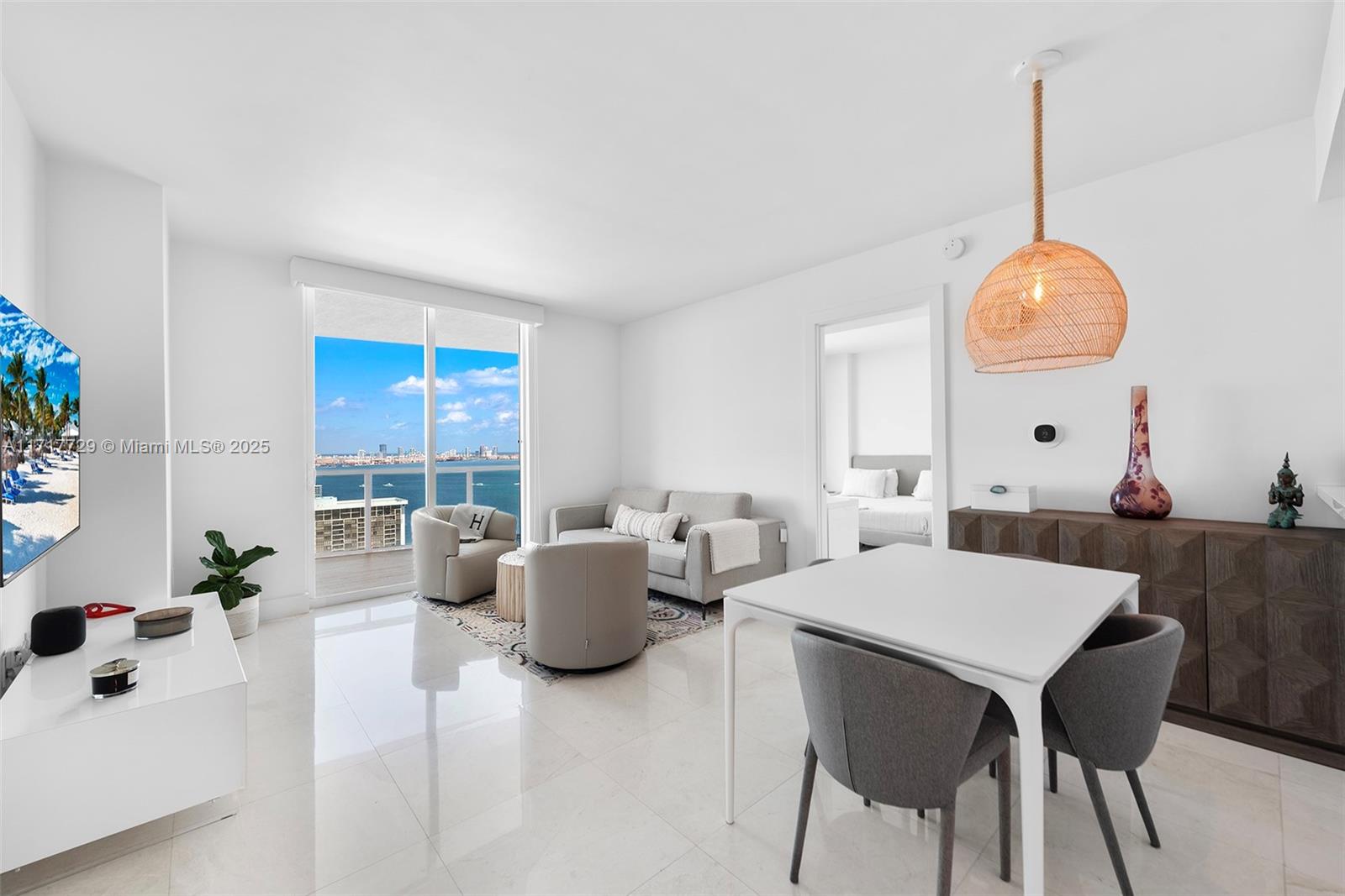 2101 Brickell Ave #3203, Miami FL 33129
