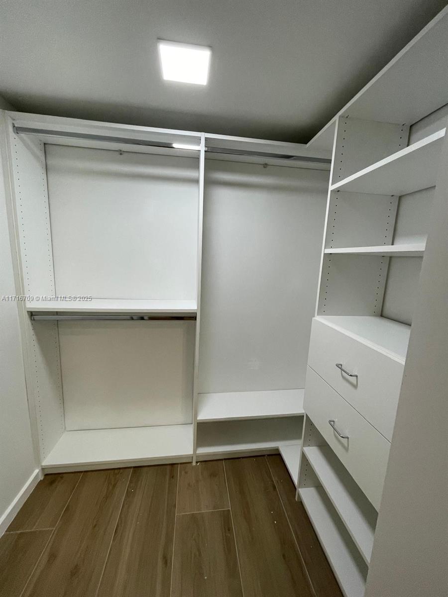 Listing Photo 20