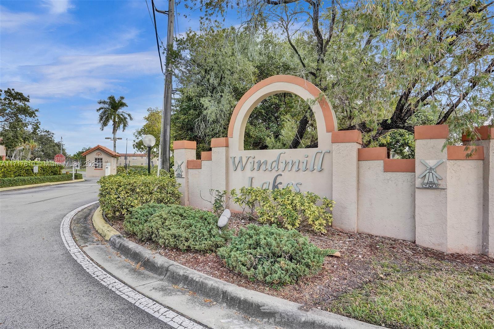 8657 SW 5th St #206, Pembroke Pines, Florida image 1