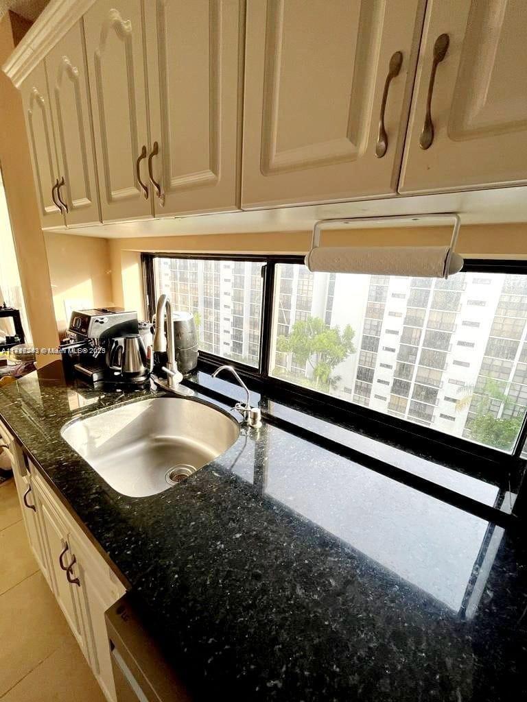 17021 N Bay Rd #923, Sunny Isles Beach, Florida image 5