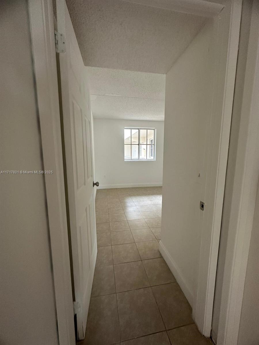 6135 NW 186th St #211, Hialeah, Florida image 14