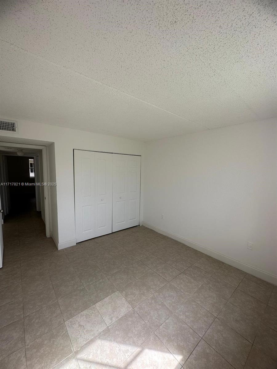 6135 NW 186th St #211, Hialeah, Florida image 4