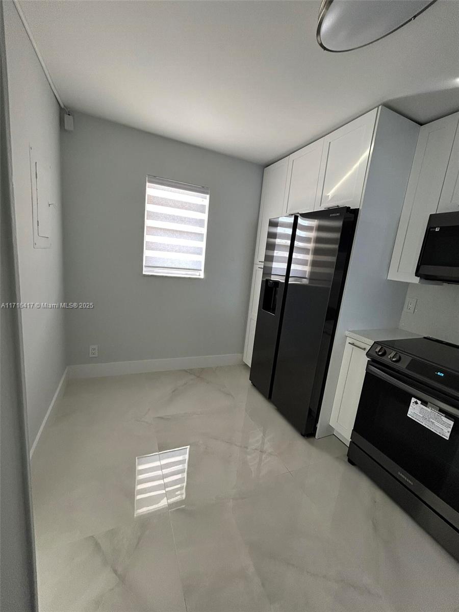 2551 Aragon Blvd #310, Sunrise, Florida image 10