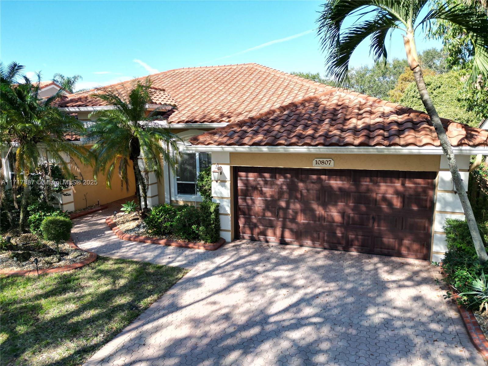 10807 Charleston Pl, Cooper City, Florida image 4