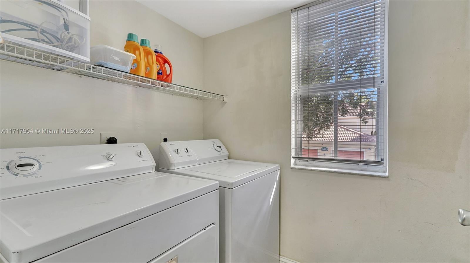 Listing Photo 14
