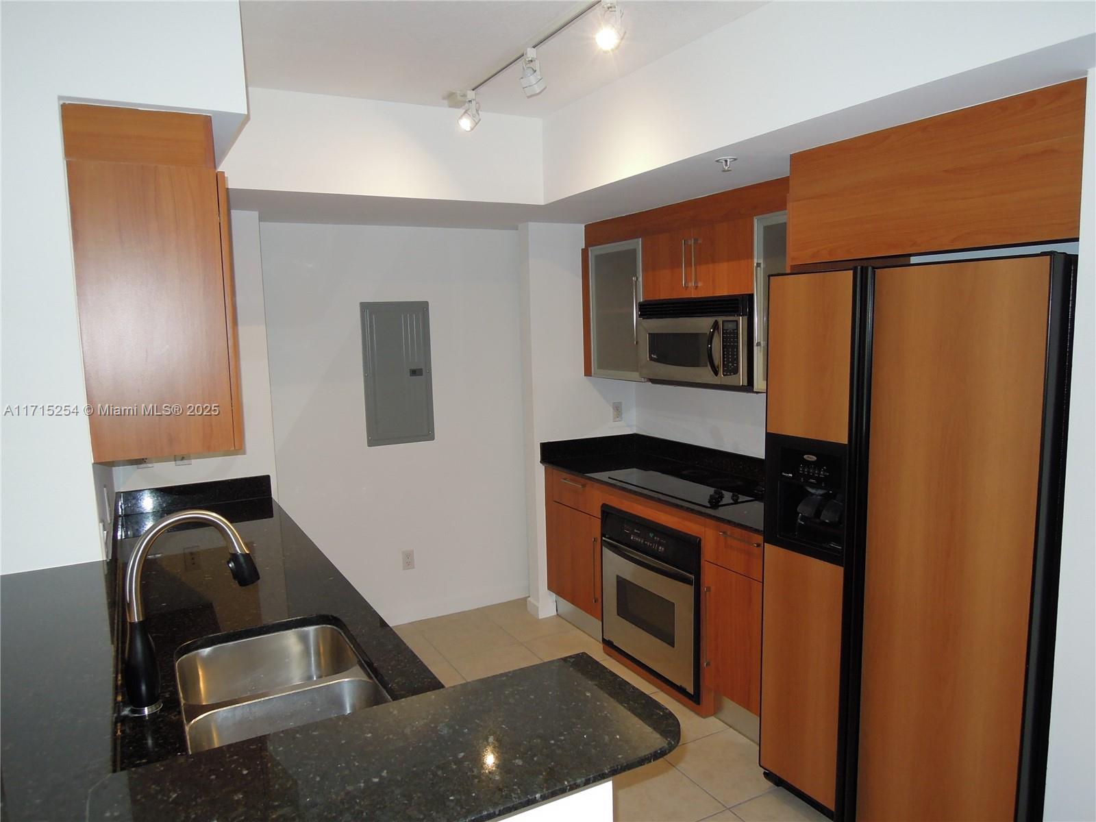 325 S Biscayne Blvd #1219, Miami FL 33131