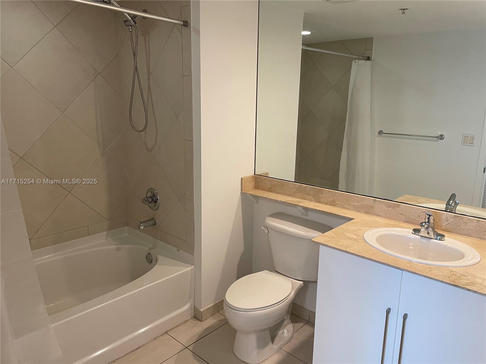 325 S Biscayne Blvd #1219, Miami FL 33131