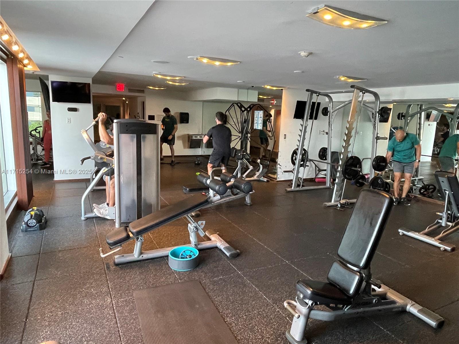 325 S Biscayne Blvd #1219, Miami FL 33131
